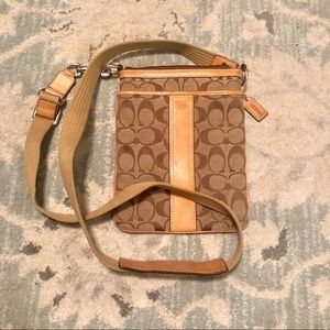 Light tan Coach satchel